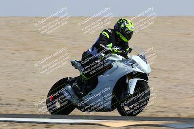 media/Mar-28-2022-Superbike Trackdays (Mon) [[b8603d0f67]]/Open Track Time/Turn 12/